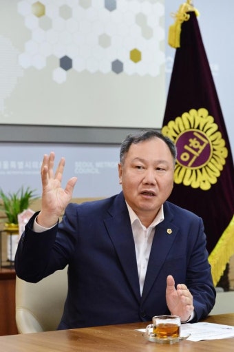 김인호 서울시의회 의장 