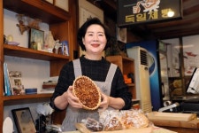 춘천 독일제빵서 맞선 보고 미팅하셨던 분들, 잘 사시죠? [방방곡곡 노포기행]