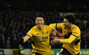 황희찬, 오프사이드 골 취소…울버햄튼, 에버턴에 2-1 승리