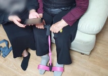 노인 50만명 돌보는 생활지원사들, 최저시급에 기름값·통신비 부담 [반값 돌봄 노동자의 눈물]