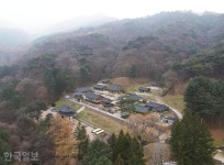 ‘악’ 소리 난다는 그 산... 순한 길만 골라 걷기 [자박자박 소읍탐방]