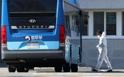 홍성교도소 30명 집단 감염에...법무부 전국 교정시설 전수검사