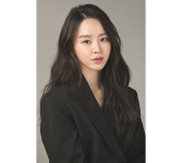 신혜선, YNK엔터와 재계약 이유는