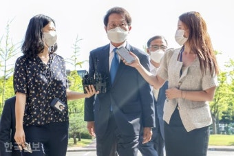 검찰, 특혜 채용 의혹 조희연 교육감 기소...공수처 '1호 사건' 출범 후 첫 기소
