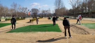 파크골프장에도 부킹에 유료화 추진...정상궤도 난제 수두룩