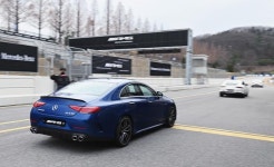[시승기] 유려한 실루엣 속 강렬한 퍼포먼스의 매력 – 메르세데스-AMG CLS 53 4 Matic+