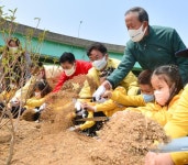 허창수 전경련 회장 산불 피해 회복과 재건에 힘 보탤 것