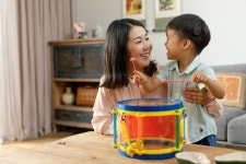 달팽이관을 대신해 소리 전달...난청인 돕는 인공와우 원리 [그렇구나! 생생과학]