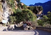 천혜의 요새 풍경도 예술... 금사강 협곡 아슬아슬 명품 마을 [최종명의 차이나는 발품기행]