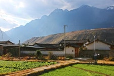 천혜의 요새 풍경도 예술... 금사강 협곡 아슬아슬 명품 마을 [최종명의 차이나는 발품기행]