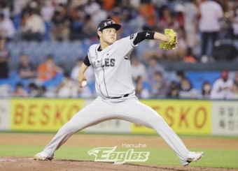문동주, 9일 두산전 선발 데뷔전... 