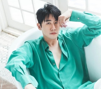 영탁, 첫 정규 '하프 밀리언셀러'...52만 장 팔았다