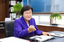 김경희 이천시장 “수도권정비법 수정해 반도체파크 조성할 것”