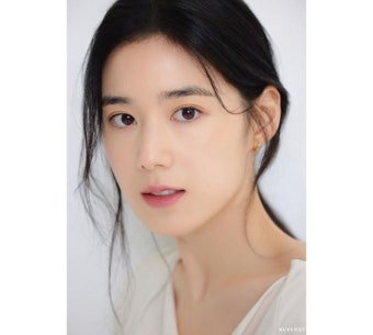 정은채 부친상…소속사 
