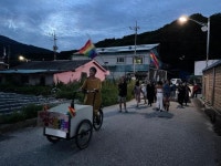 이토록 작고 평온한 지리산 산골마을의 퀴어 축제 [허스펙티브]