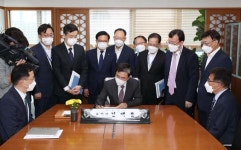 충남도 ‘베이밸리 메가시티’ 건설로 한국 경제 성장 견인 [중원 르네상스-변방에서 중심으로]