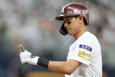 타격 5관왕 완주 앞둔 이정후, 부자 MVP 성큼