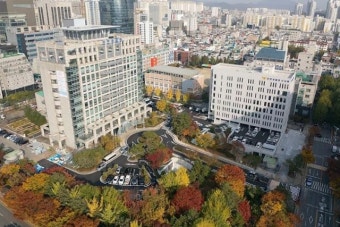 경찰, 100 아들 살해 자백 70대 노모 무죄에 재수사 착수