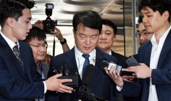 강신명 전 경찰청장 '선거 개입' 징역 1년 2개월 