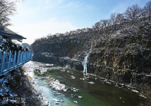 쉿! 눈 덮인 한탄강에 9가지 여울물 소리 [자박자박 소읍탐방]