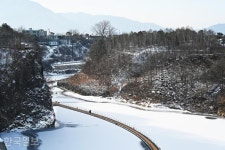 쉿! 눈 덮인 한탄강에 9가지 여울물 소리 [자박자박 소읍탐방]