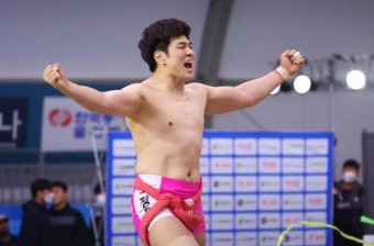 최정만, 2025 태안설날장사씨름대회서 22회째 금강장사 획득