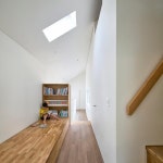 하늘 마당에서 삼 형제가 바람처럼 뛰노는 집[집 공간 사람]