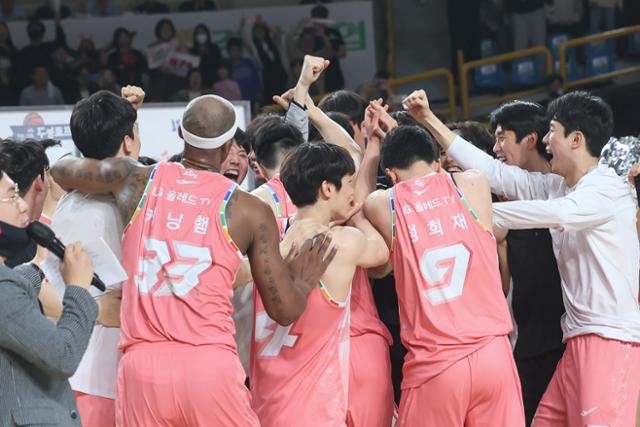미국 농구대표팀, 세르비아와의 4강 대결 앞둔다.