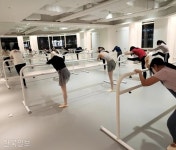 오운완(오늘 운동 완료) 대표 주자가 바뀐다… 올봄엔 우아한 발레 어때요?