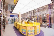 캥거루 케이루가 케이행성에 연 CU는 어떤 모습일까...차별화한 매장 경쟁 뜨겁다