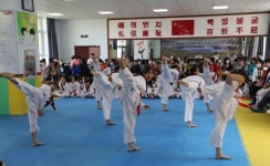 태권도 전파 5년 만에 전교생 두 배로 늘어난 조선족 학교
