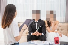 중증장애인은 결혼정보회사 가입 불가?... 법원 막으면 차별