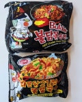 북한에도 '불닭볶음면'이 있다?… 한국산·미제 모방 급급한 무법 짝퉁지대 [문지방]