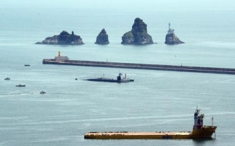미 SSBN 한반도 떠나길 기다렸다는 듯... 북한 순항미사일 발사