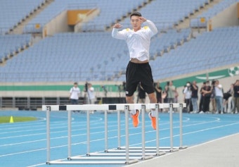 '스마일 점퍼' 우상혁 
