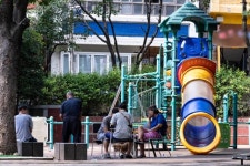아이들에게 허락된 공간, 어린이공원... 부족한데 오히려 줄고, 쫓겨나고 [이한호의 시사잡경]