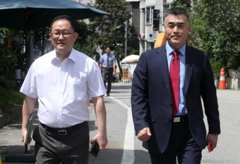 군검찰, '항명' 혐의 박정훈 대령 28일 출석 요구... 