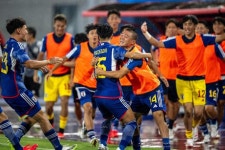 22명 중 10명 대학생인 일본 축구, 카타르 3-1 격파... 우승 후보 맞다