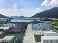 기업 생존 걸린 탄소 무역장벽…공장 지붕 빌려주는 태양광 렌털 뜬다 [갈 길 먼 RE100②]