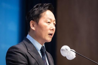 친명 정봉주, 비명 박용진 지역구 출마… 