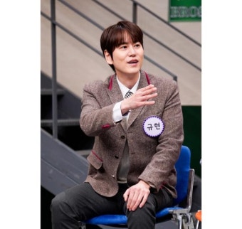 규현, '아는 형님'서 립싱크…'싱어게인3' 심사 자격 논란