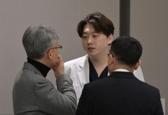 전공의 10명 중 7명 사직… 4년 전 '의료 대란' 재현되나
