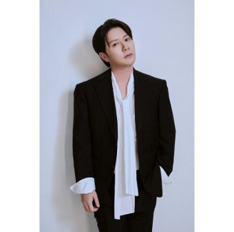 데이비드 용, '슈퍼리치 이방인'으로 글로벌 부자 일상 공개