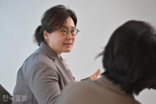 친구가 누군가를 자살로 잃었다면...“그저 곁을 지켜주세요” [애도]