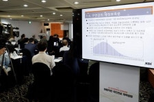 국회는 틀렸다... 부모·자식 모두 살릴 국민연금, 숫자 아닌 구조개혁
