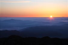 누구나 한 번쯤 꿈꾸는 산행... 천왕봉 일출은 언제나 감동 [박준규의 기차여행, 버스여행]