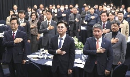 [2024 중원르네상스 ] 베이밸리를 새 경제수도로... 메가시티 전략 내놓은 충남