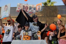 [지구촌 오늘] 날아오른 물고기를 잡아라