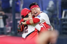 한국시리즈 MVP 김선빈 “'작은 선수는 안 된다'는 편견 깨서 기쁘다”