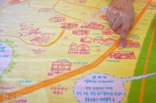 [느린 풍경] 백마강 건너 또 하나의 백제… 새 이야기를 부여하다